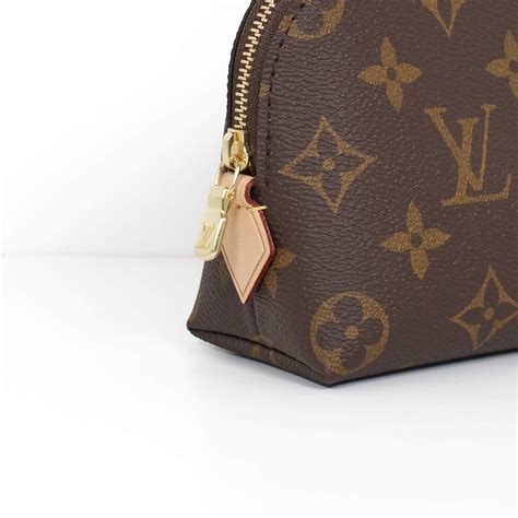 louis vuitton pochette cosmétique|louis vuitton diane bag.